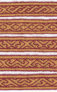 Design inspired by Birka B12 and the narrow Mammen 
brocaded band